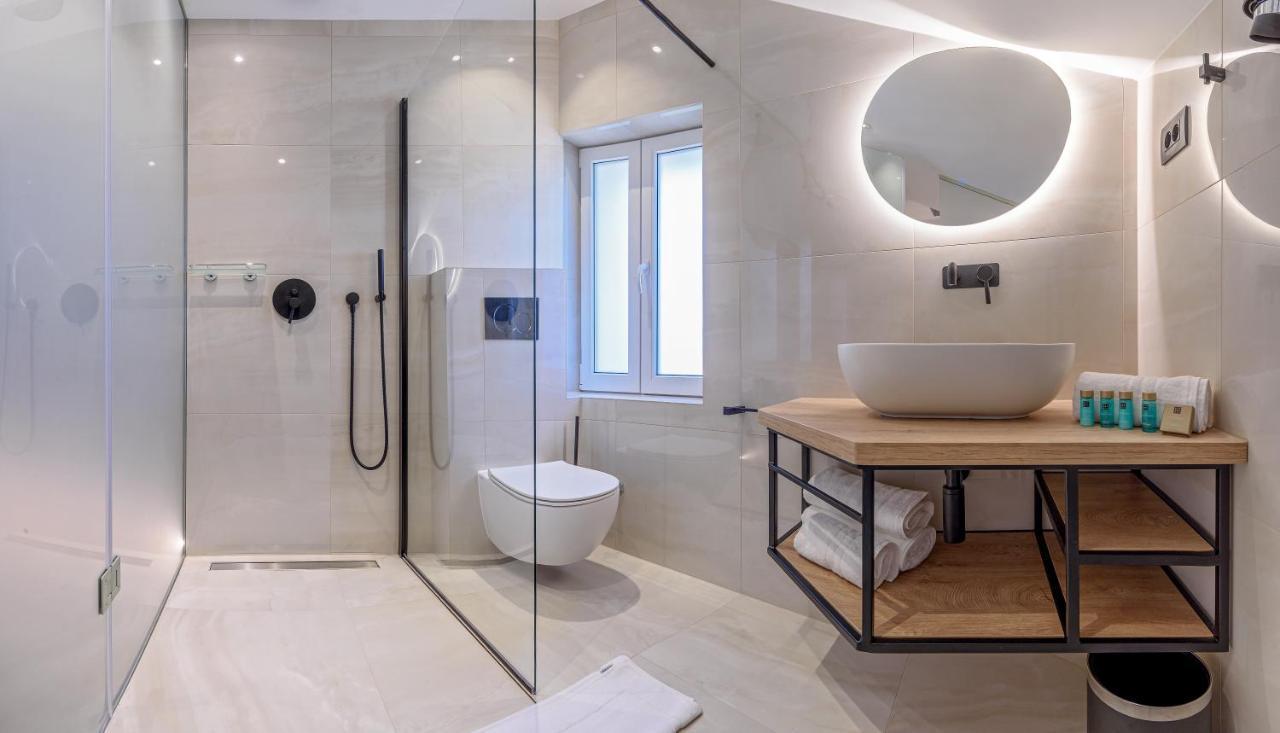 Lumiere Luxury Rooms Сплит Екстериор снимка