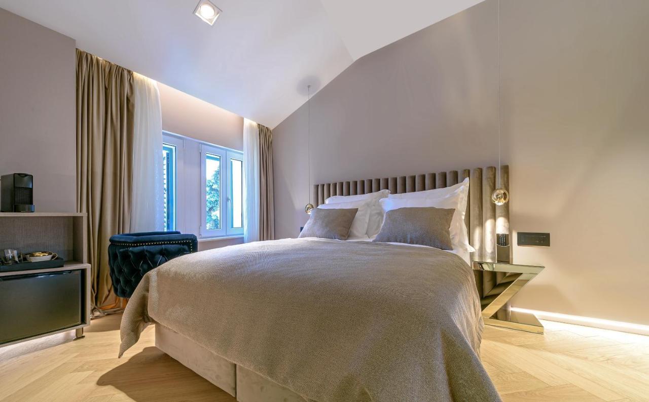 Lumiere Luxury Rooms Сплит Екстериор снимка