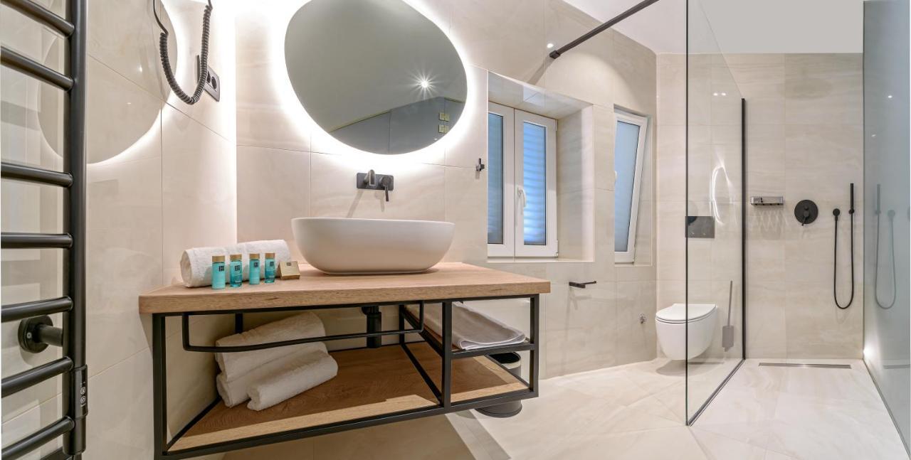Lumiere Luxury Rooms Сплит Екстериор снимка