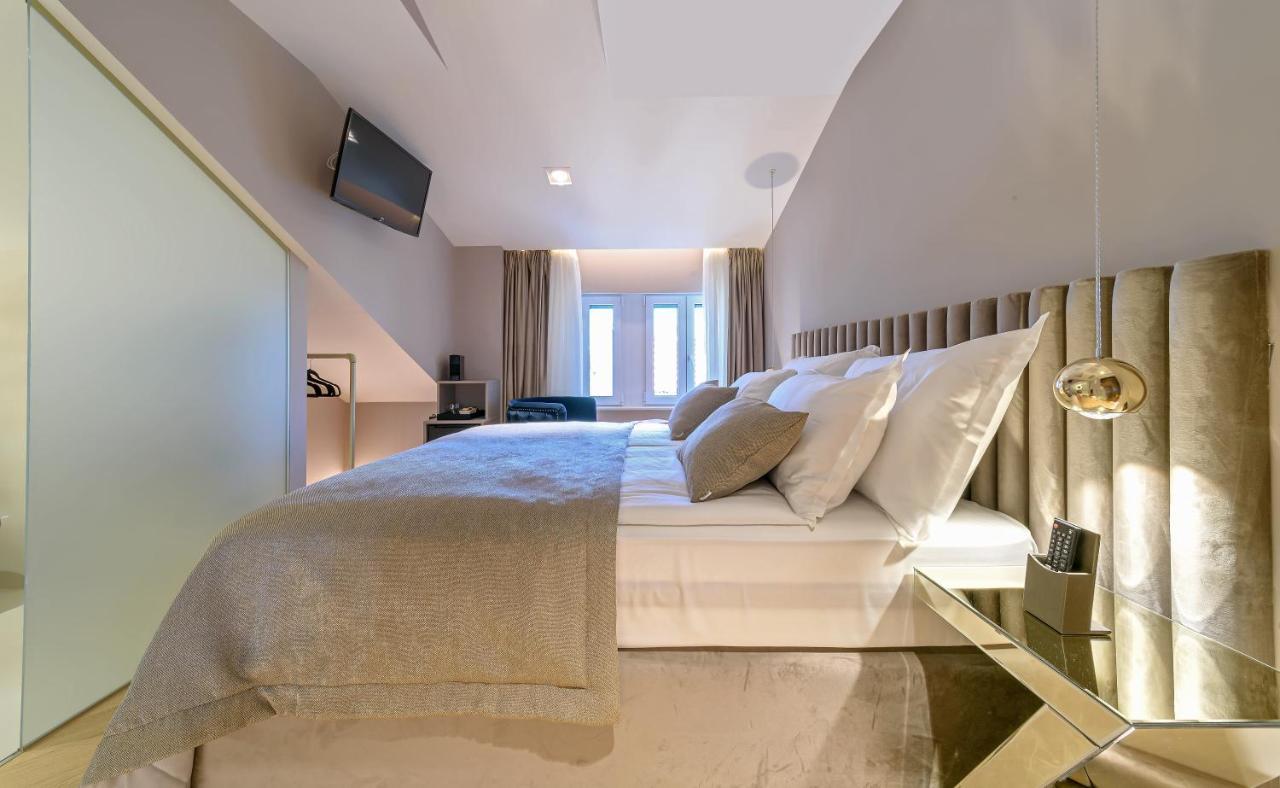 Lumiere Luxury Rooms Сплит Екстериор снимка